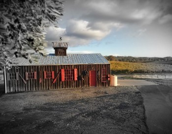 Slide image - Barn